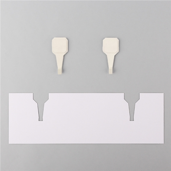 吊下フック（２個入） Ａ４固定台紙付の商品写真