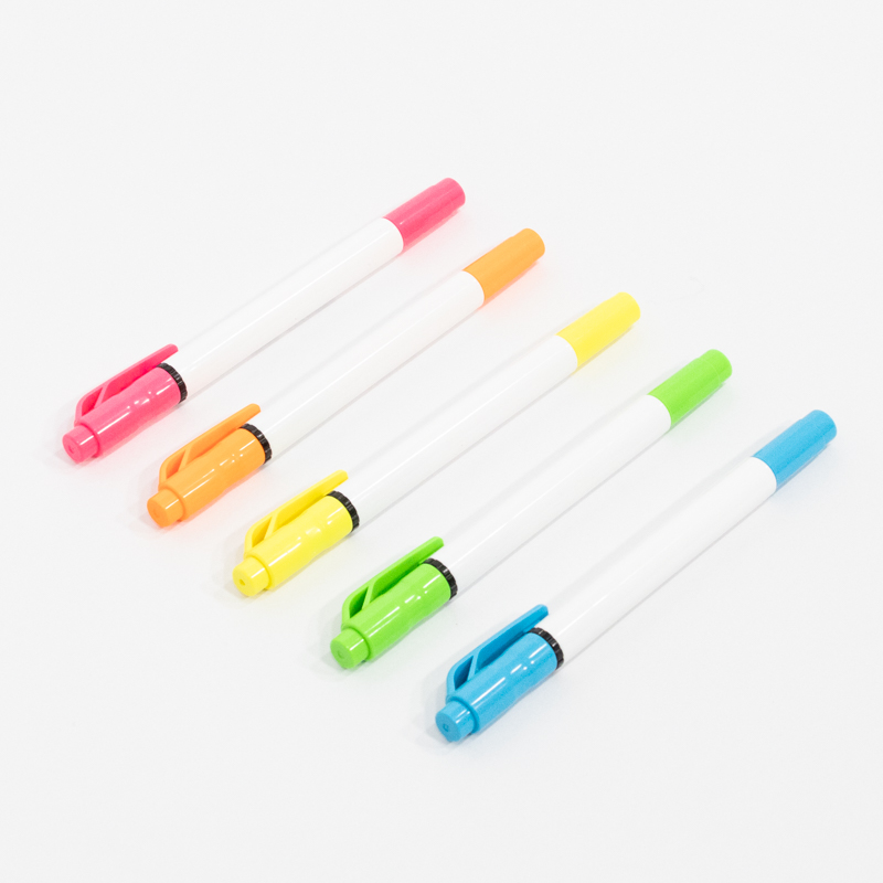 名入れ蛍光ペン