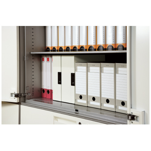 キーボックスをキャビネットに収納しているイメージ写真